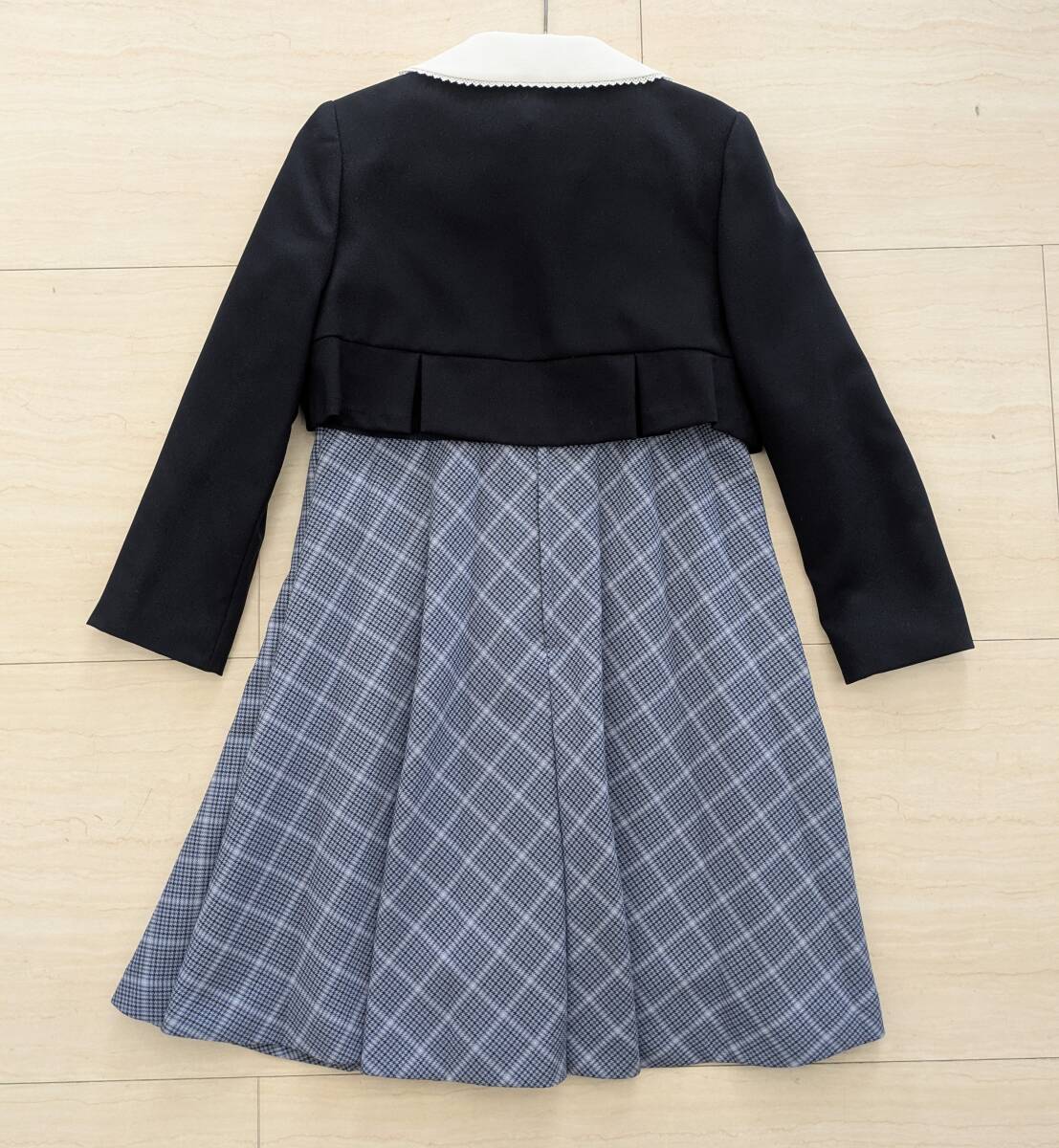 着用少 Ready Freddy フォーマル2点セット サイズ130_画像3