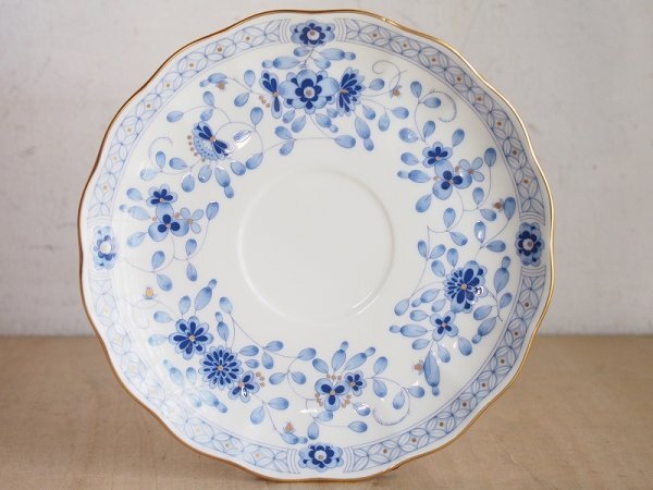 NARUMI カップ＆ソーサー3客セット　ナルミ　ミラノ　ティーカップ　茶器　花柄　金彩　食器　陶磁器　X26_画像5