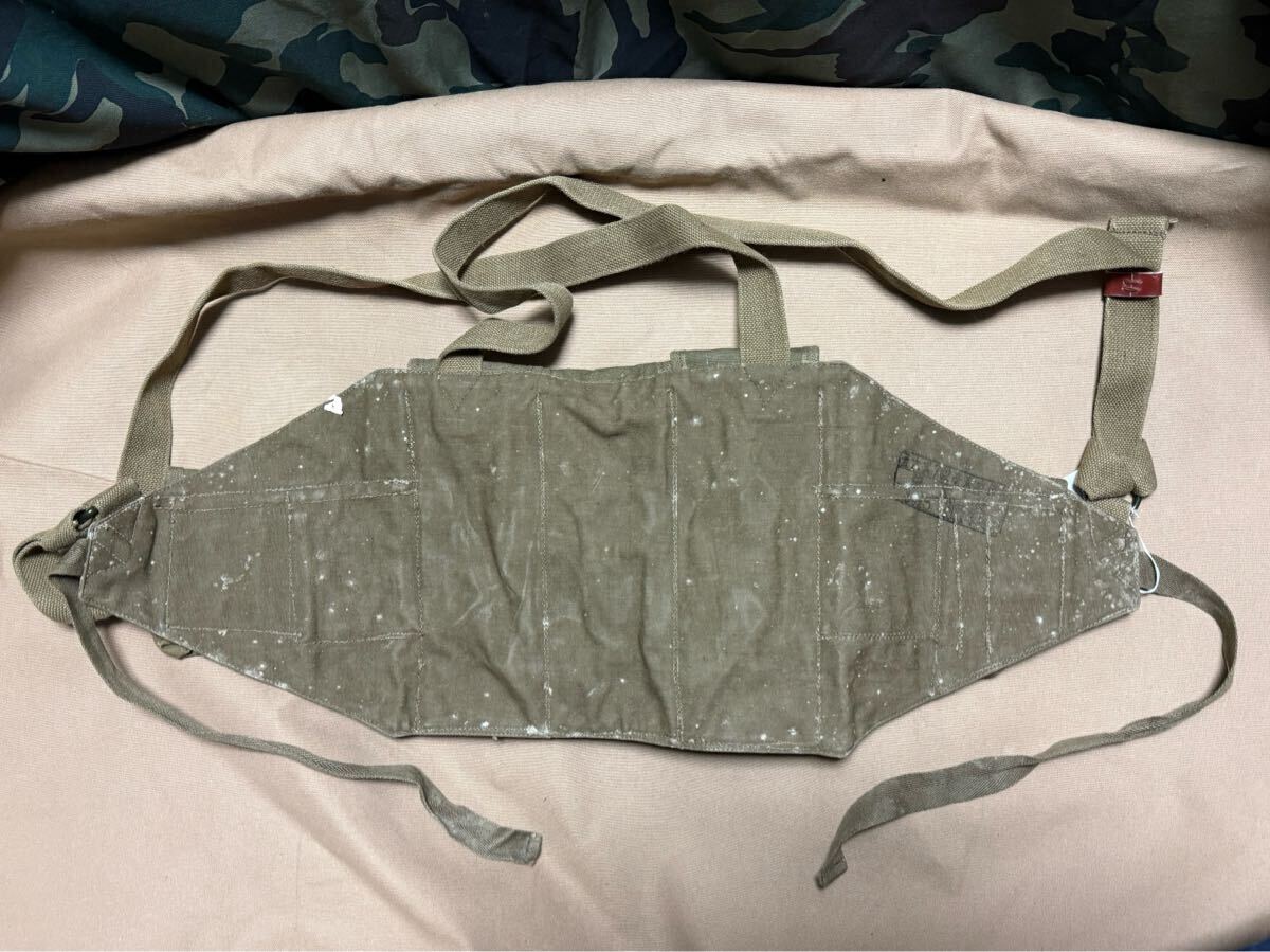 中国軍 中国人民解放軍 実物 五六式弾帯 56式弾帯 カーキ チェストリグ アフガン アフリカ アジア ベトナム戦争 ゲリラ AK47 AK74 AKM 1_画像2