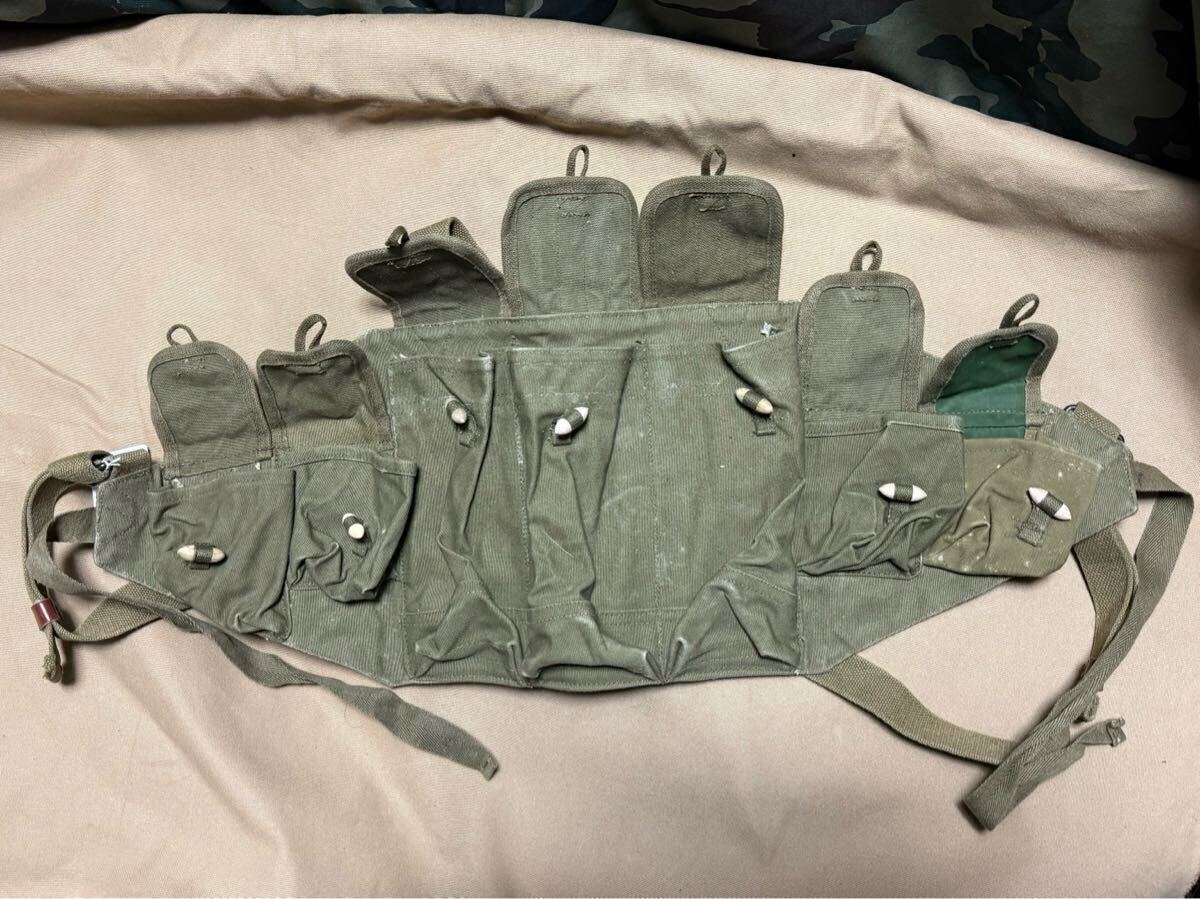 中国軍 中国人民解放軍 実物 五六式弾帯 56式弾帯 カーキ チェストリグ アフガン アフリカ アジア ベトナム戦争 ゲリラ AK47 AK74 AKM 1_画像4