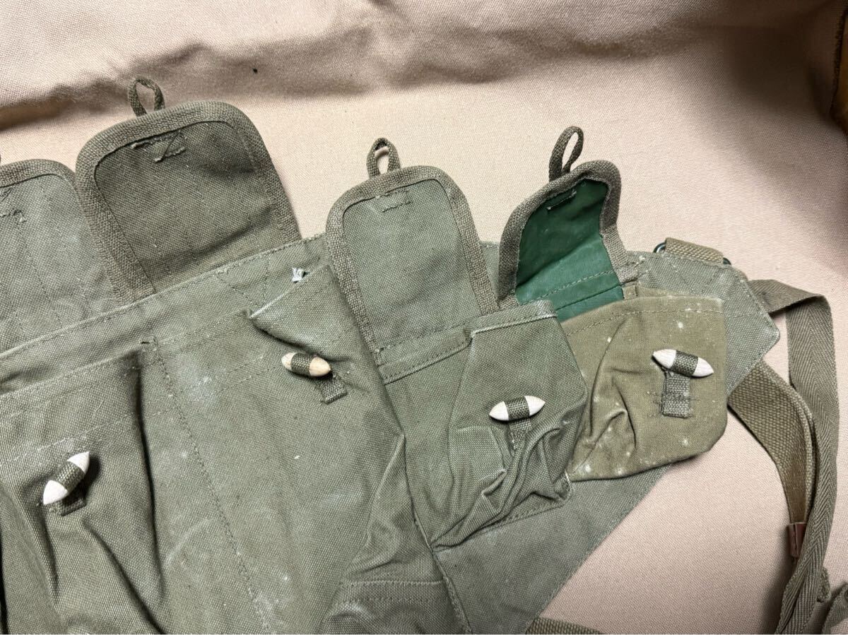 中国軍 中国人民解放軍 実物 五六式弾帯 56式弾帯 カーキ チェストリグ アフガン アフリカ アジア ベトナム戦争 ゲリラ AK47 AK74 AKM 1_画像6