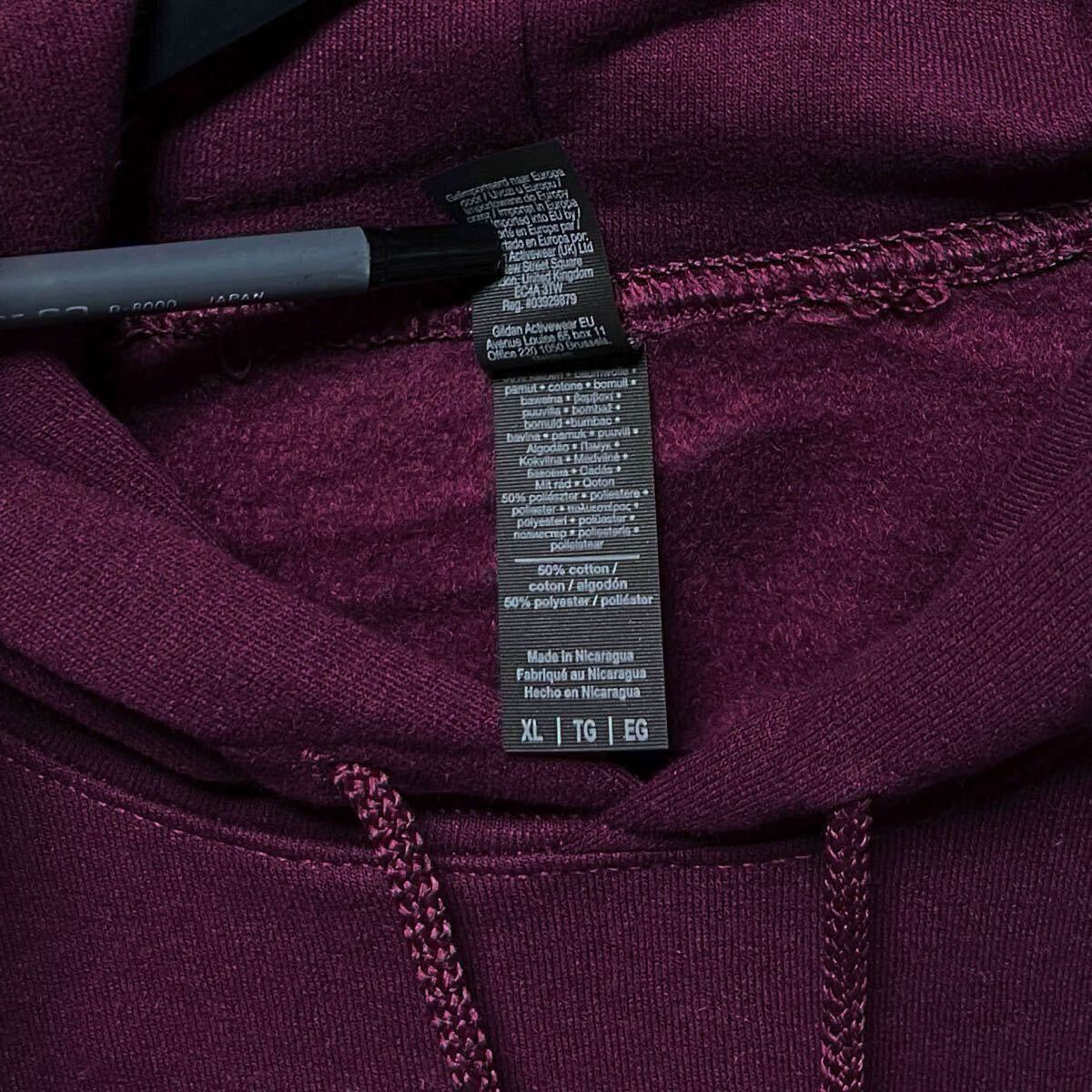 GILDAN マルーン XL ワインレッド 紫 プルオーバー 8.0oz スウェット パーカー カブリパーカー フーディー ギルダン 無地 長袖裏起毛フード_画像3
