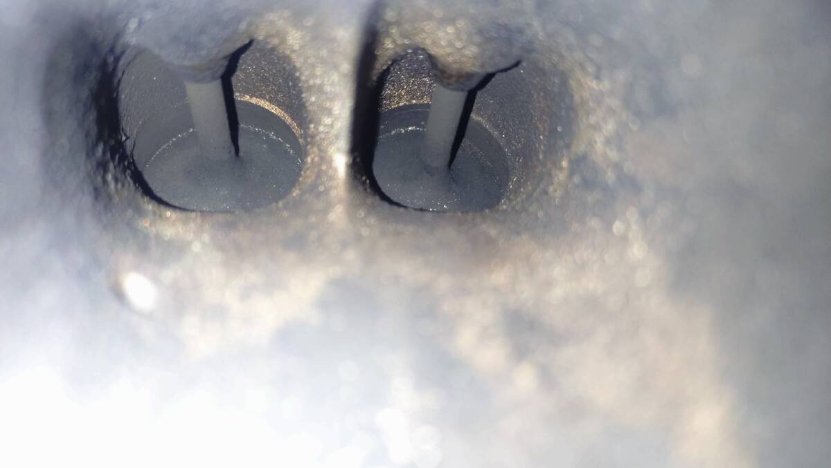 HONDA　CBR1100XX　シリンダーヘッド　カムシャフト　SC35_画像2