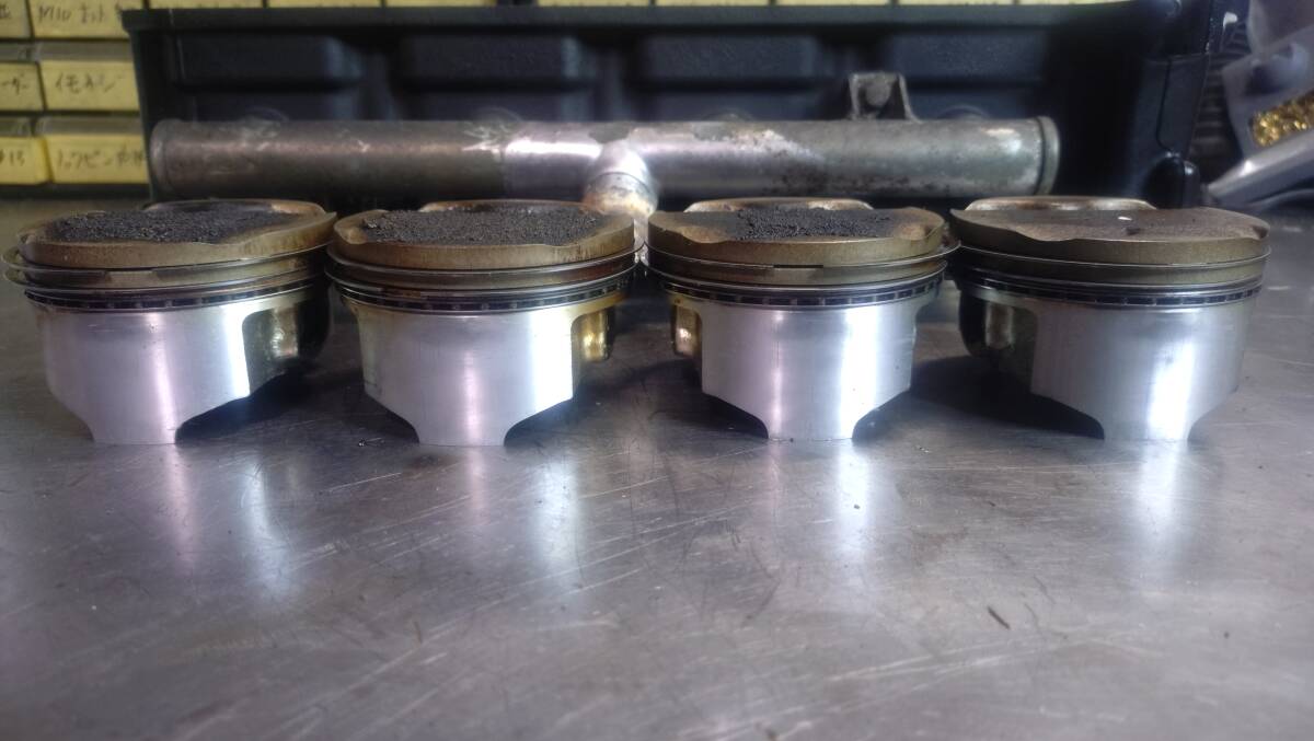 KAWASAKI　ZZR1100D　D4　シリンダー　ピストン　ZXT10D_画像2