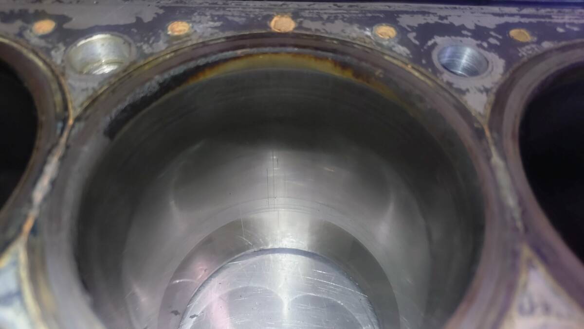 KAWASAKI　ZZR1100D　D4　シリンダー　ピストン　ZXT10D_画像6