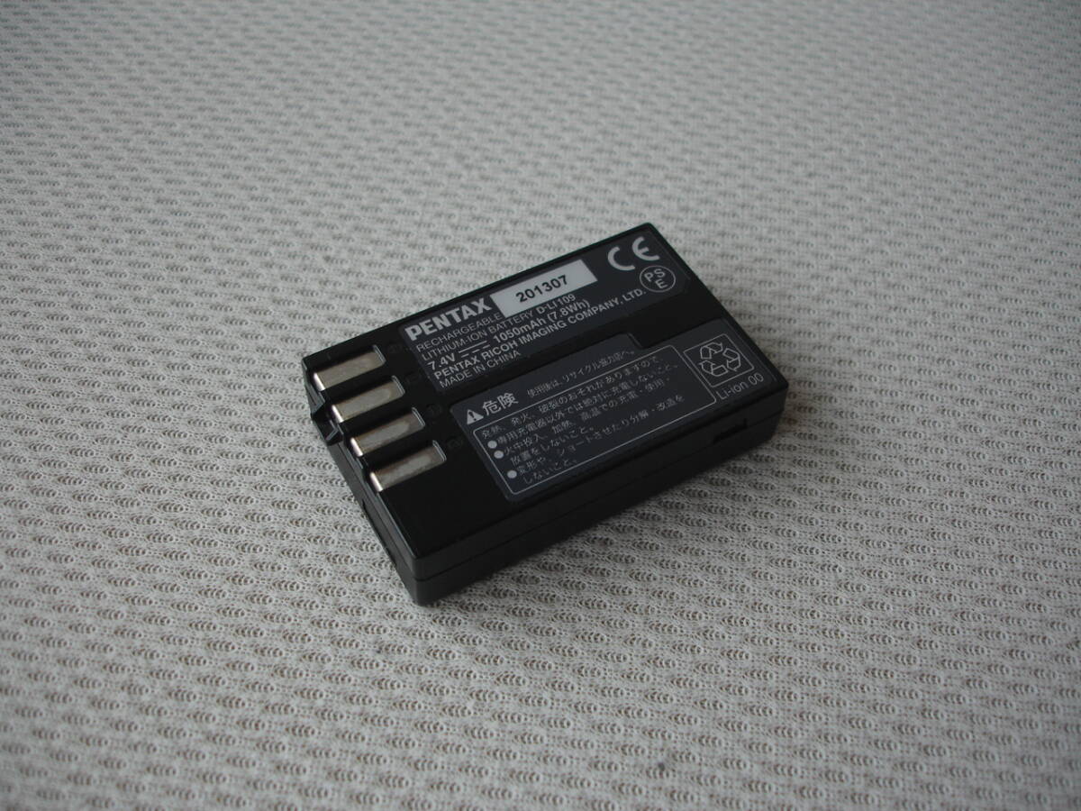 ★即決有★PENTAX★純正バッテリー★D-LI109★K-30・K-50・K-70・K-S1・K-S2・KF・KP・K-r★_画像2