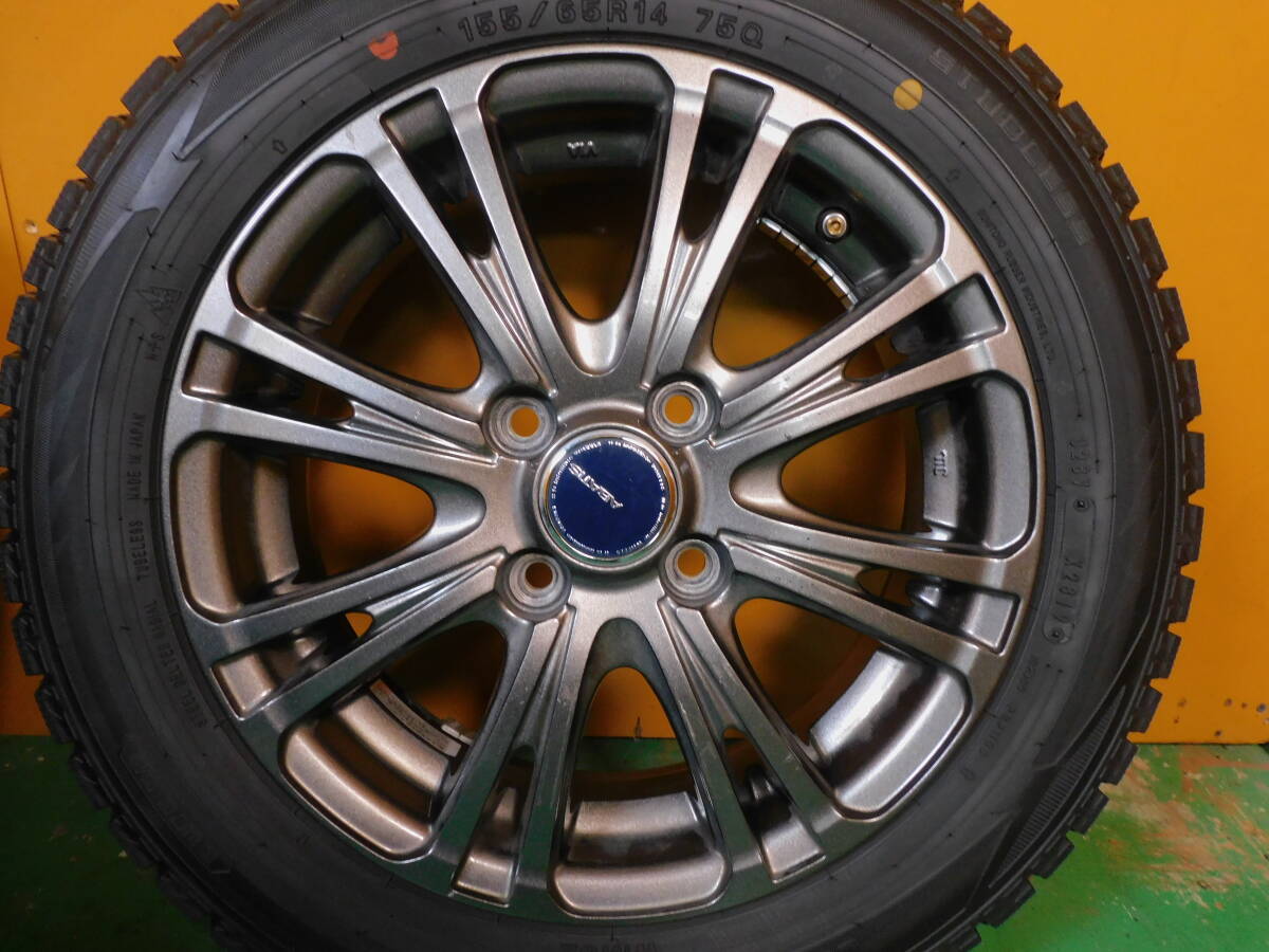 155/65R14 DUNLOP легкосплавные колесные диски год производства 2019 4шт.@14×4 1/2J 4×100 OFFSET:45 spew groove *A1201