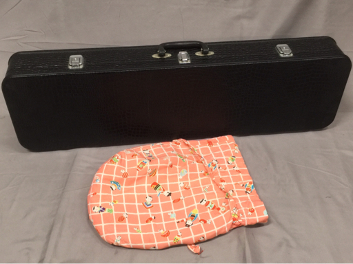 三線 人工皮 蛇模様 蛇柄 全長約78cm 弦楽器 他 三味線 細棹 丸打胴 全長約96cm 日本楽器 伝統楽器 計2点 現状品_画像9