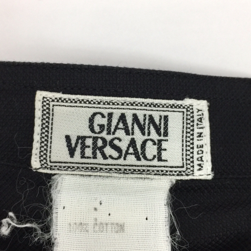  Gianni * Versace . размер 46 частота цвет хлопок рубашка хлопок 100% мужской черный tops Италия производства 