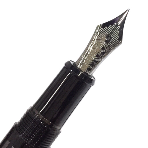 プラチナ 万年筆 スターウォーズ ダースベイダー ペン先14K 細字F カートリッジ式 付属品あり PLATINUM_画像2