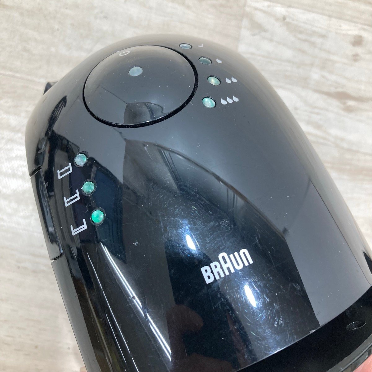 BRAUN ブラウン 電気シェーバー シリーズ7 シェーバー洗浄機(jī) 5675[D8635]