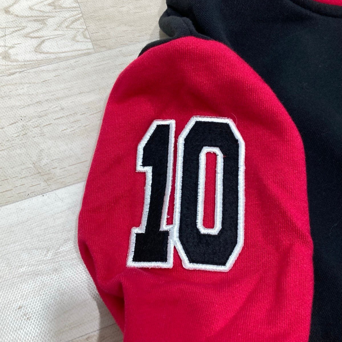 EBICHUスタジャンパーカー ブラック×レッド 通常(フリー)サイズ SMOOCH限定 女性アイドル（43）[D8745]_画像9