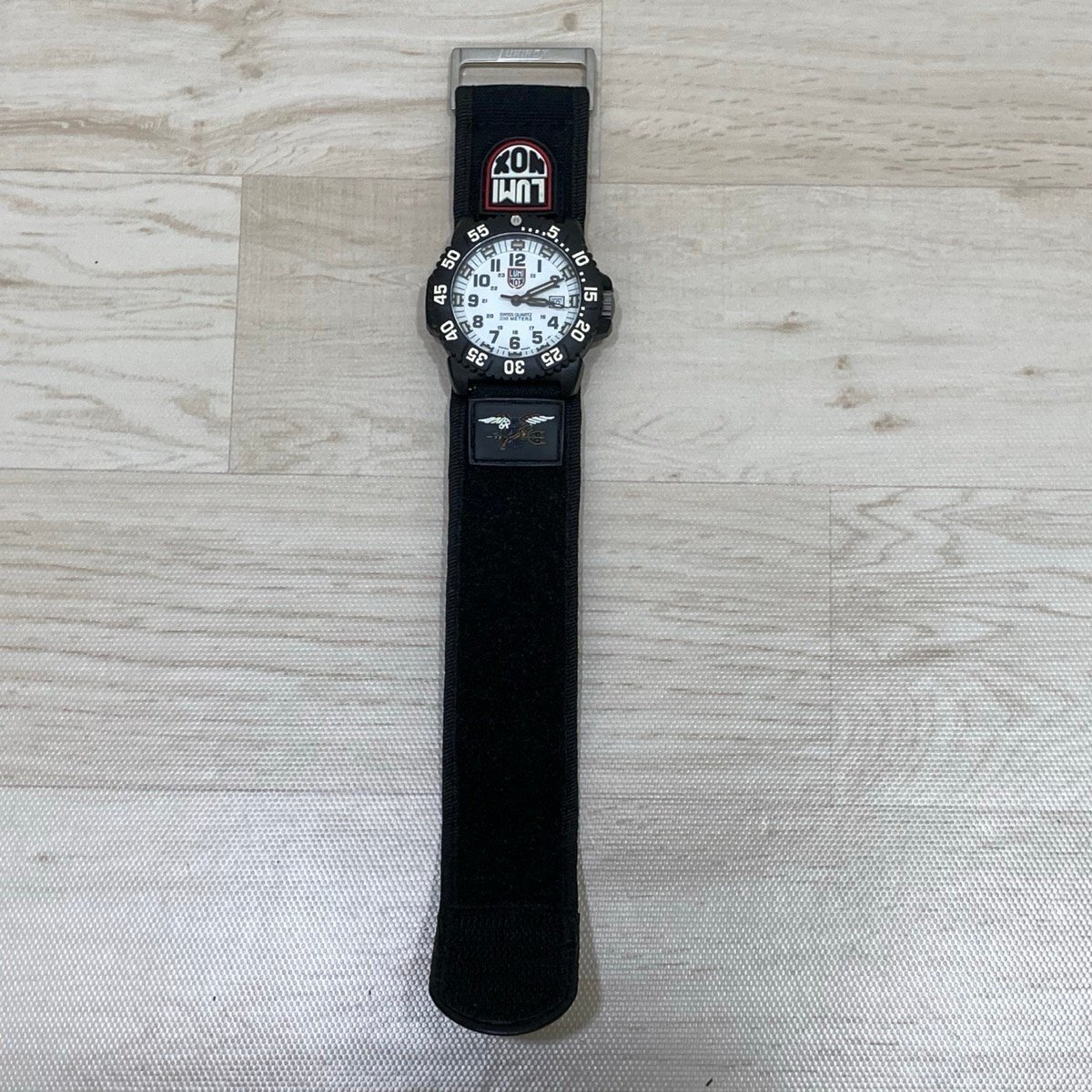 送料185円 LUMINOX ルミノックス SERIES 3050/3950 メンズ 腕時計 QZ クォーツ デイト 稼働品[E0453]_画像5