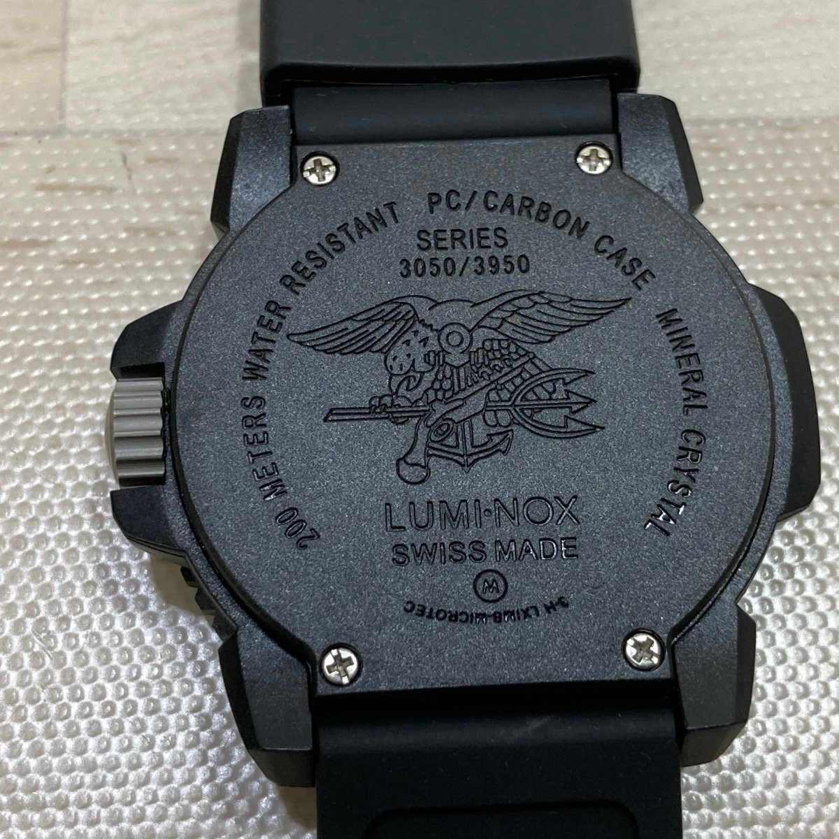 送料185円 LUMINOX ルミノックス SERIES 3050/3950 メンズ 腕時計 QZ クォーツ デイト 稼働品[E0425]_画像5