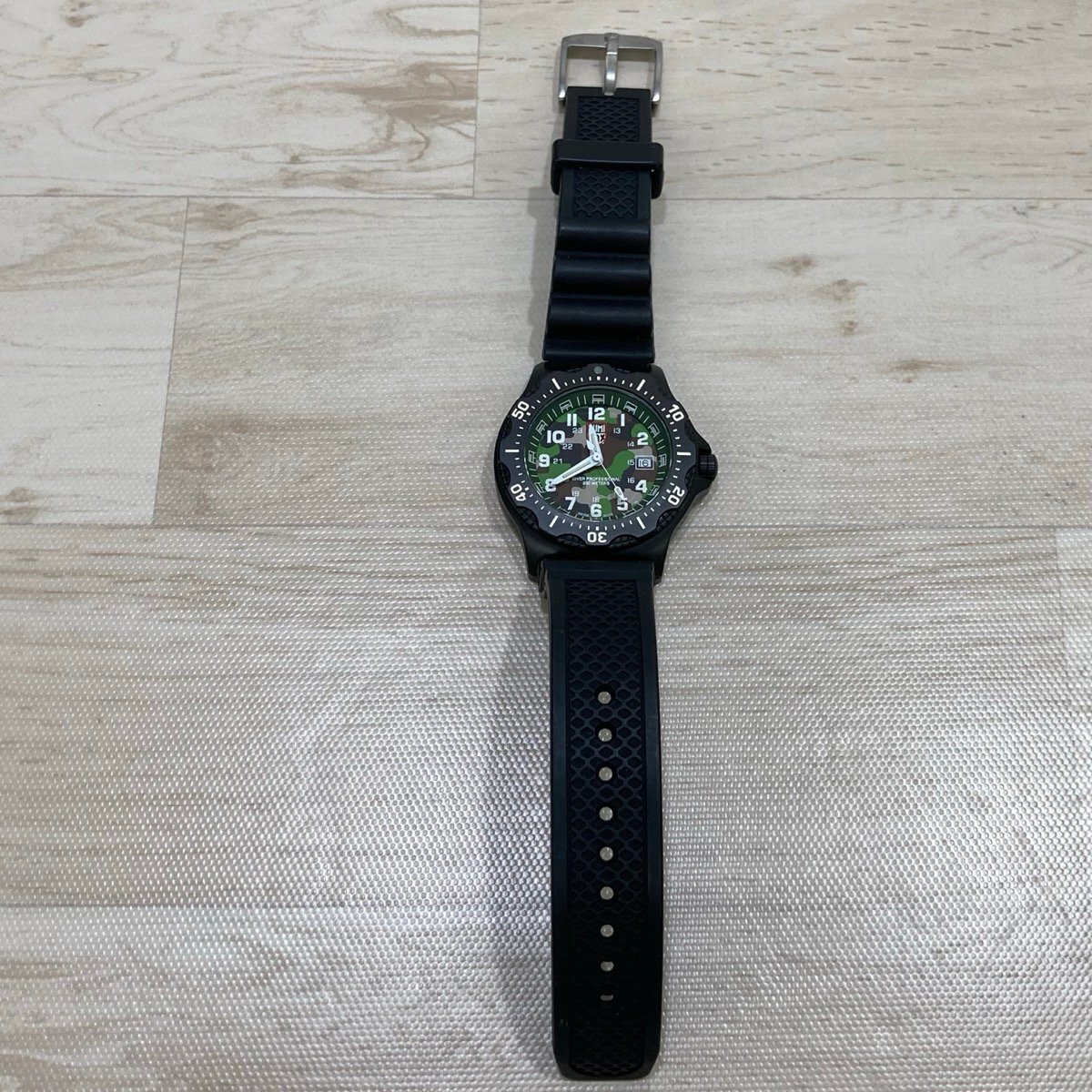 送料185円 LUMINOX ルミノックス SERIES 8400 ダイバープロフェッショナル メンズ 腕時計 QZ クォーツ デイト カモフラ 稼働品[E0472]_画像5