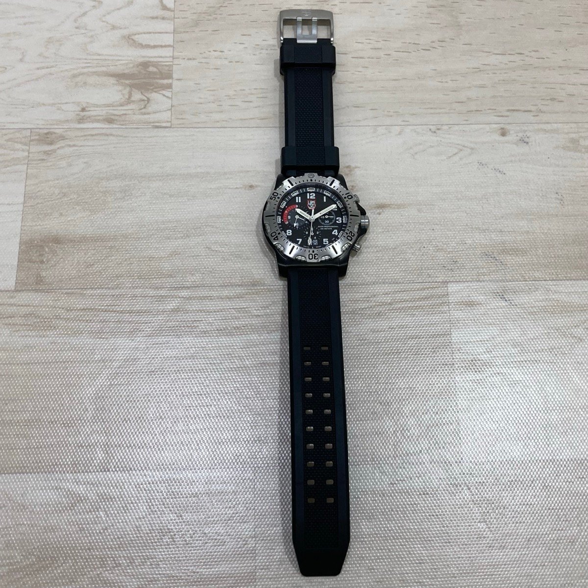 送料185円 電池切れ LUMINOX ルミノックス DIVER PROFESSIONAL SERIES 8150/8350 メンズ 腕時計 QZ クォーツ デイト[E0466]_画像5