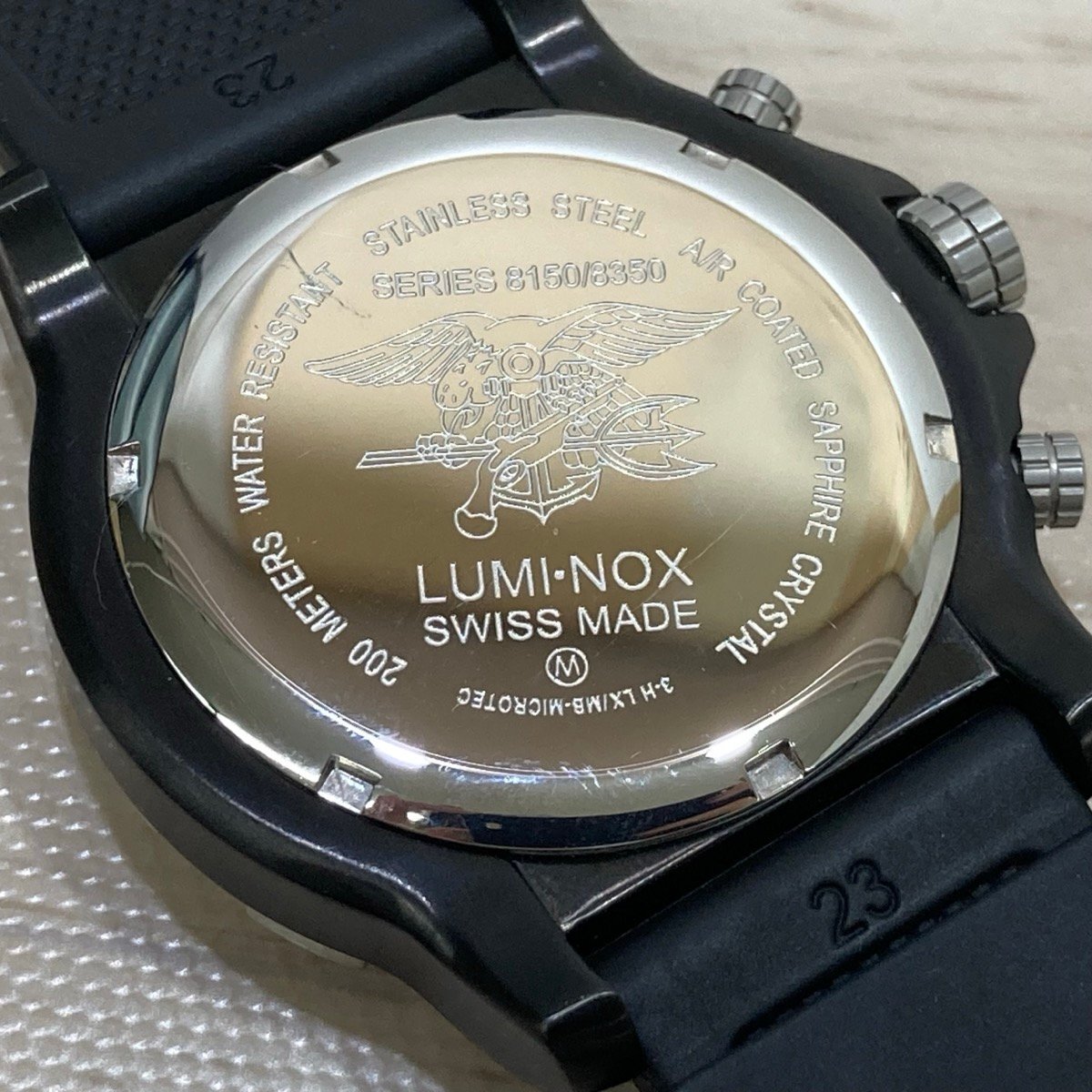 送料185円 電池切れ LUMINOX ルミノックス DIVER PROFESSIONAL SERIES 8150/8350 メンズ 腕時計 QZ クォーツ デイト[E0466]_画像9