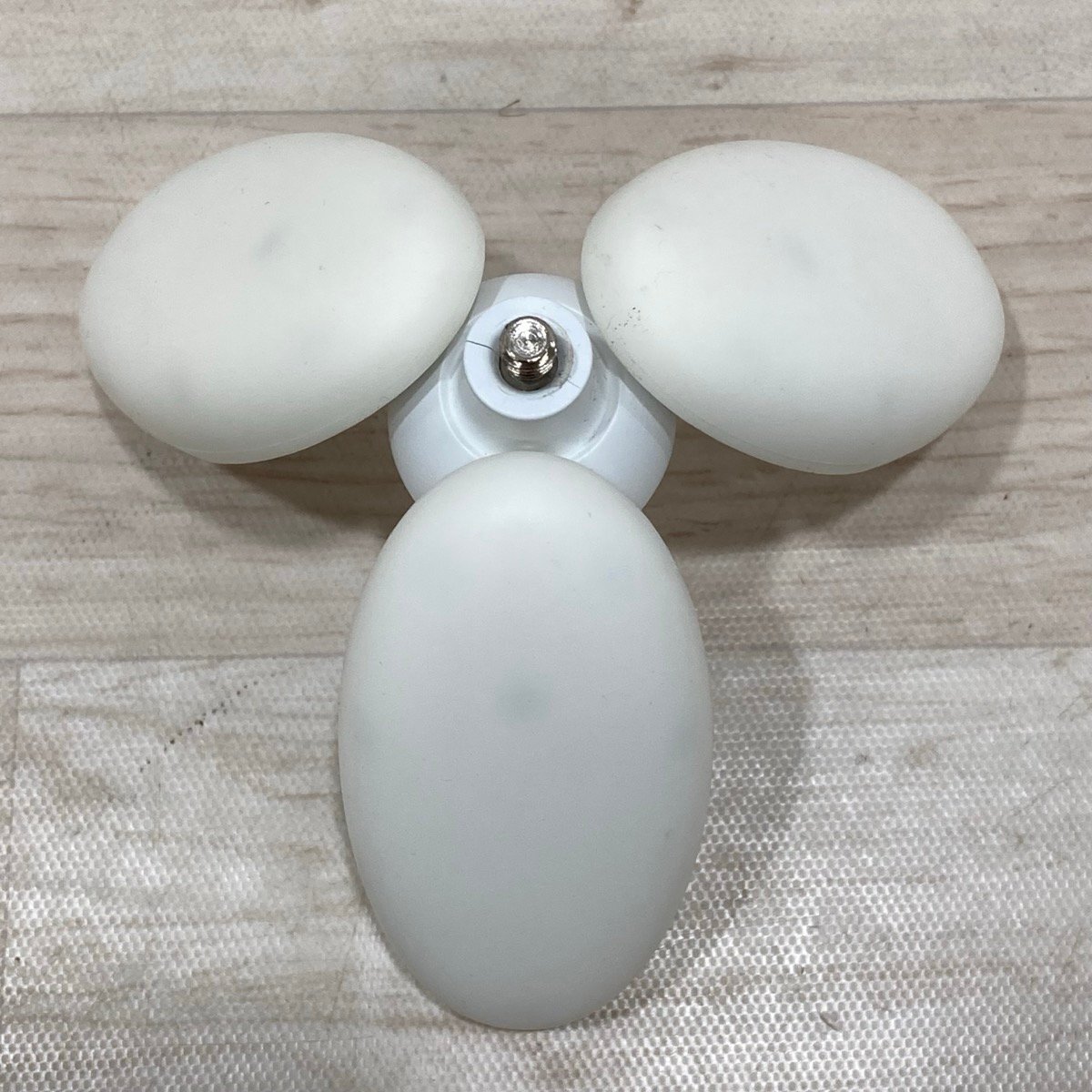 artlii Octopus YG220 ミニ プロジェクター[D8835]