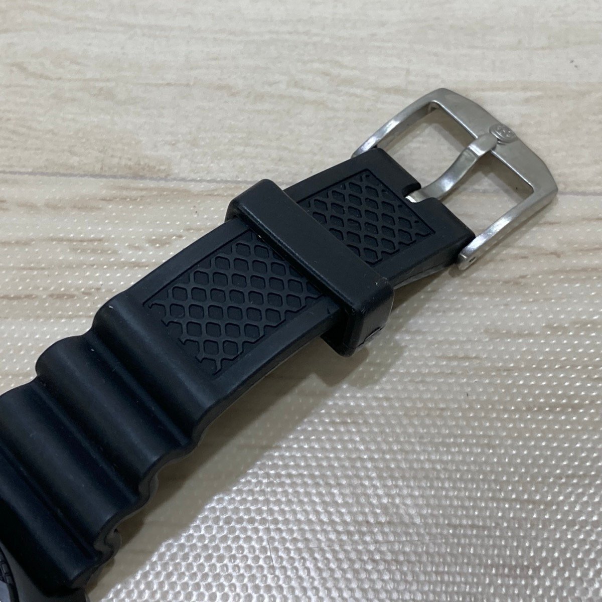 送料185円 LUMINOX ルミノックス SERIES 8400 ダイバープロフェッショナル メンズ 腕時計 QZ クォーツ デイト カモフラ 稼働品[E0472]_画像6