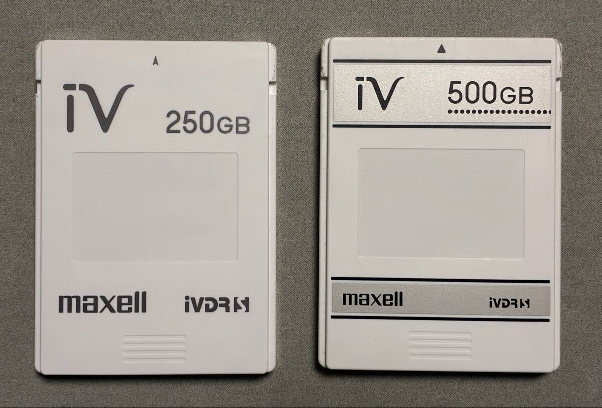 【中古】【送料込】maxell カセットHDD(ハードディスク)「iVDR-S」250GBと500GB 各1個セット