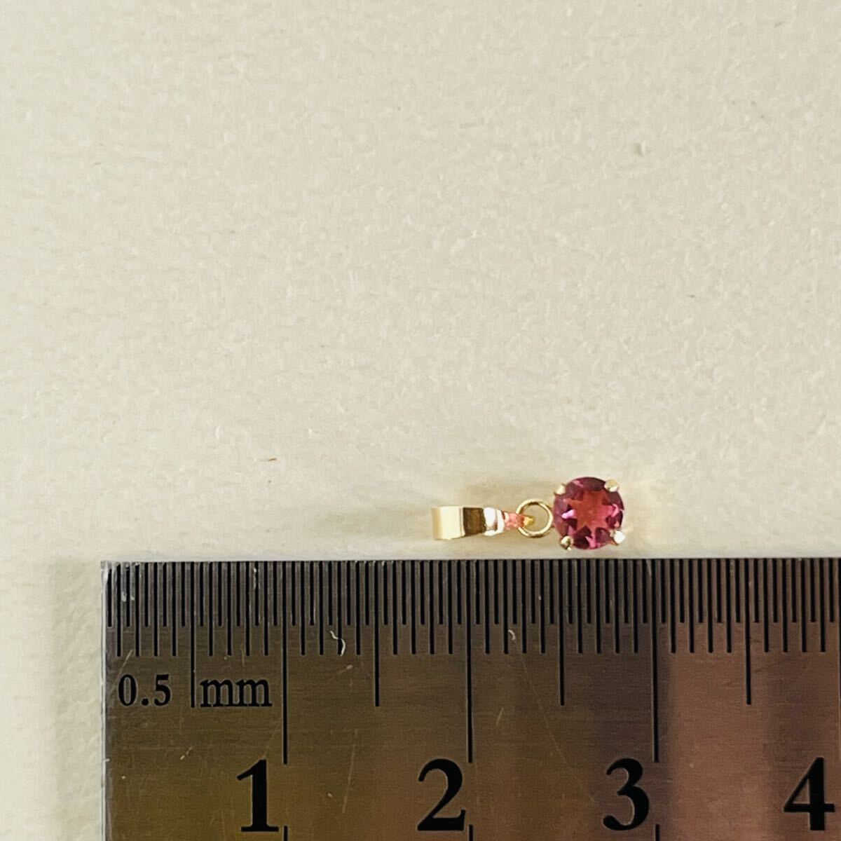 K18 天然石ピンクトルマリン　18金 ペンダントトップ　ラウンド　チャーム　カラーストーン_画像5