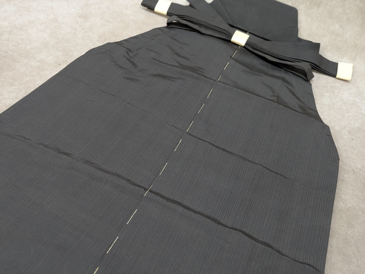 袴 馬乗り?袴 茶色 薄手 未使用品(汚れあり) ジュニア? 男性用? 武道 和服 着物 衣装 着用可能 袴下79.5㌢ コスプレ リメイク素材 材料_画像7