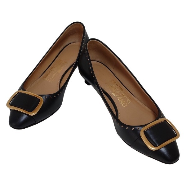 サルバトーレフェラガモ FERRAGAMO/SalvatoreFerragamo パンプス 4 D - レザー 黒×ゴールド レディース スタッズ 靴_画像2