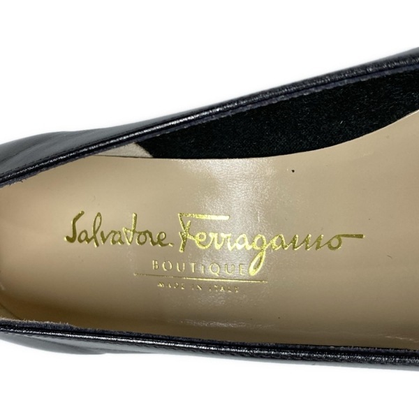 サルバトーレフェラガモ FERRAGAMO/SalvatoreFerragamo パンプス 7 B - レザー 黒 レディース 靴_画像5