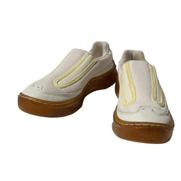 イッセイミヤケ ISSEYMIYAKE スリッポン S - 白×アイボリー レディース メッシュ 美品 靴_画像2