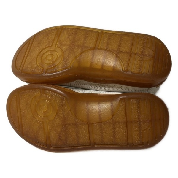 イッセイミヤケ ISSEYMIYAKE スリッポン S - 白×アイボリー レディース メッシュ 美品 靴_画像4