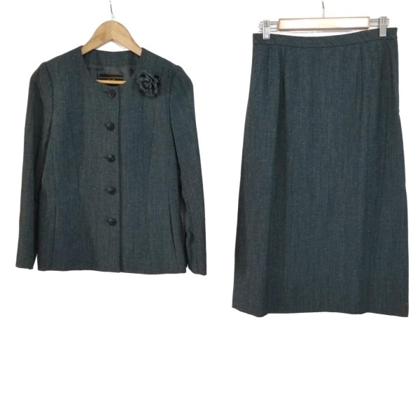 レリアン Leilian スカートスーツ - ブルー×黒×白 レディース ツイード/コサージュ付き 美品 レディーススーツ_画像1