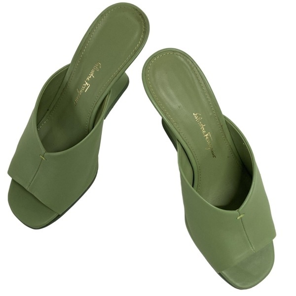 Salvatore Ferragamo FERRAGAMO/SalvatoreFerragamo шлепанцы S - кожа светло-зеленый женский выступающая подошва замена обивки settled обувь 