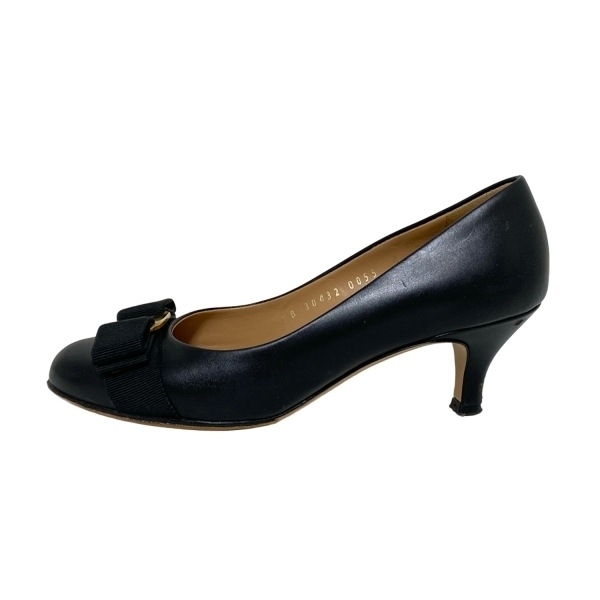  Salvatore Ferragamo FERRAGAMO/SalvatoreFerragamo туфли-лодочки 4 D - кожа чёрный женский vala/ выступающая подошва замена обивки settled обувь 