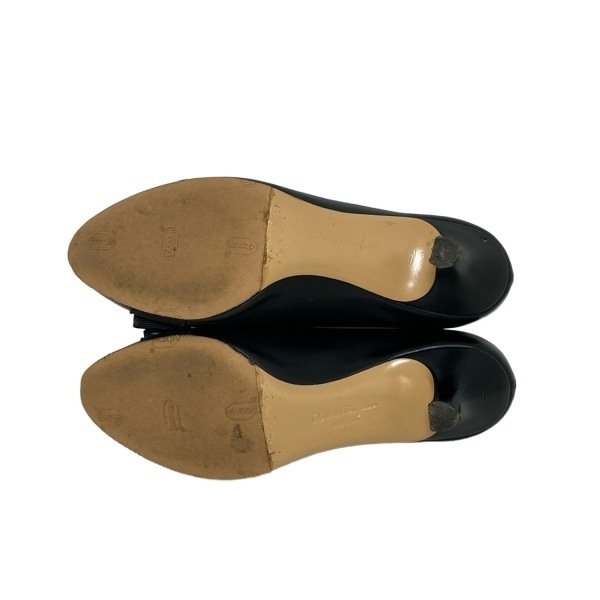  Salvatore Ferragamo FERRAGAMO/SalvatoreFerragamo туфли-лодочки 4 D - кожа чёрный женский vala/ выступающая подошва замена обивки settled обувь 