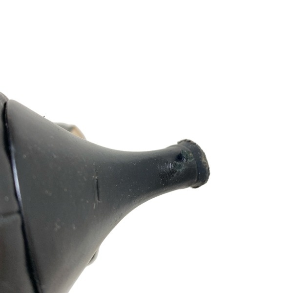  Salvatore Ferragamo FERRAGAMO/SalvatoreFerragamo туфли-лодочки 4 D - кожа чёрный женский vala/ выступающая подошва замена обивки settled обувь 