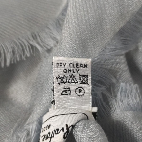  Salvatore Ferragamo FERRAGAMO/SalvatoreFerragamo палантин ( шаль ) - кашемир, шелк голубой gun chi-ni muffler 