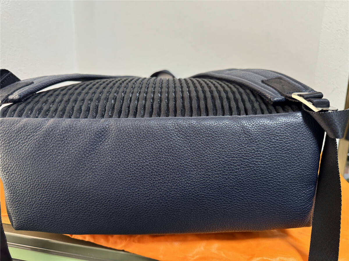 定価92400円●完売品●新品同様●ポーター PORTER 吉田カバン STYLE DAYPACK スタイル レザー デイパック バックパック 品番262-27822 濃紺_画像9