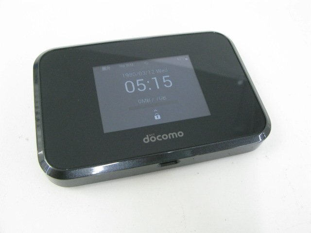 SH-05L Wi-Fi STATION ブラック 【S1248】_画像1