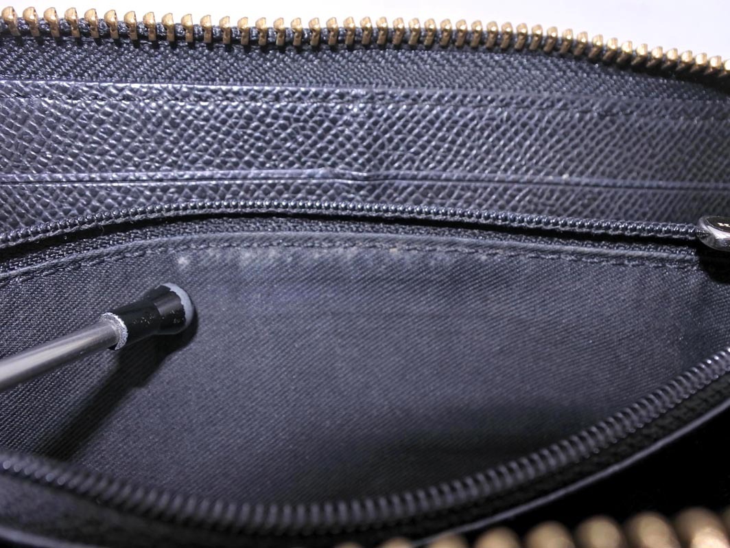 COACH コーチ エナメル シグネチャー ラウンドジップ 長 財布 黒 ■■ ☆ fjb4 レディース_画像7