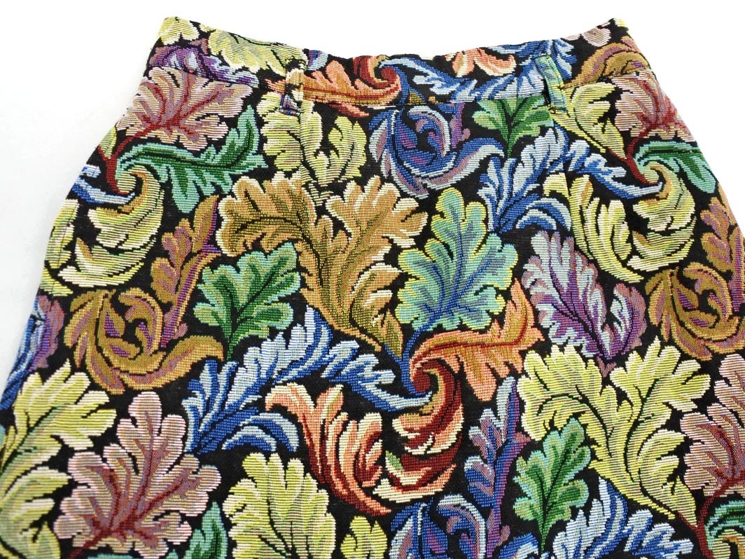 NICOLE CLUB ニコルクラブ 総柄 タイト スカート size38/黒 ■■ ☆ fjd0 レディース_画像2