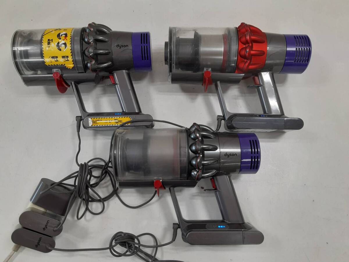 【8408 8413 8832 う】 ジャンク ダイソン dyson SV12 SV12 SV12 掃除機 コードレスクリーナー 清掃済み_画像5