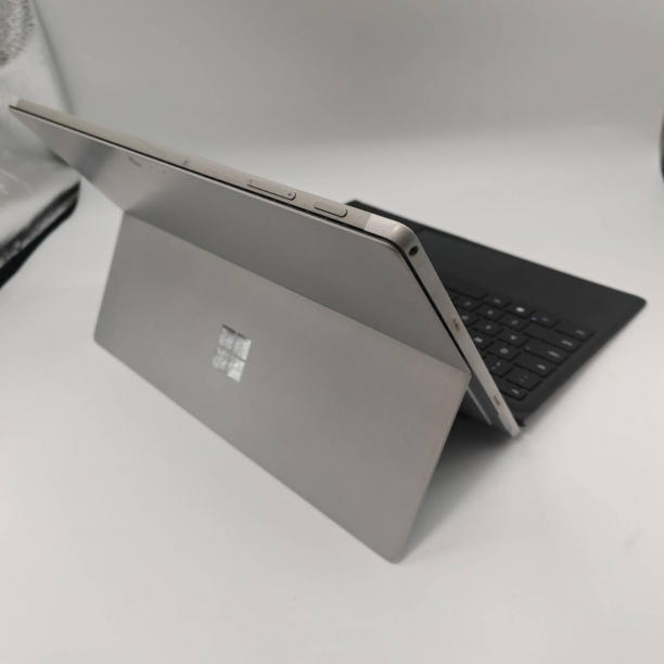 ペン付き 動作◎ 12.3 2in1 タブレットPC Surface Pro5 1796 Core i5-7300U windows11 pro 8GB SSD256GB カメラあり オフィス (C196)_画像8