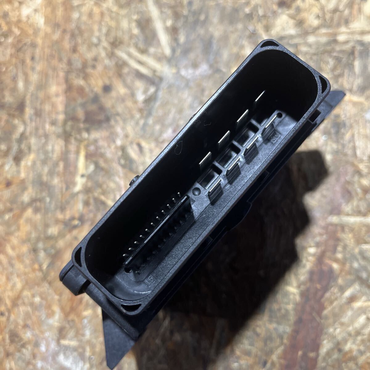 アウディ 純正A6 A7 A8 電動ハンドブレーキコントロール ECU モジュール 4h0907801e_画像5