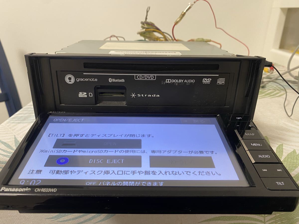 ★ストラーダ Panasonic カーナビCN-RE03WD ★地図データ2016年_画像7