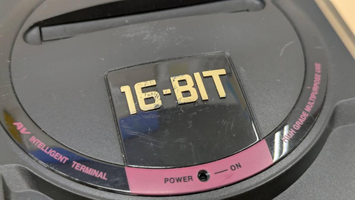 ◎D540/処分品!!SEGA メガドライブmini はだか本体のみ /通電確認のみ、動作未確認_画像8