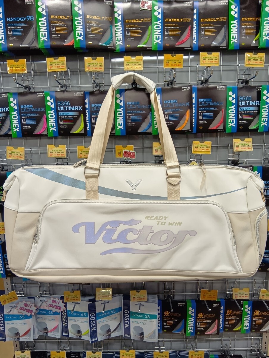 【BR5631 (AL)】VICTOR(ビクター) トーナメントバッグ カラーホワイト/ガーデニア 新品未使用 バドミントン テニス 75×17×33cm_画像1