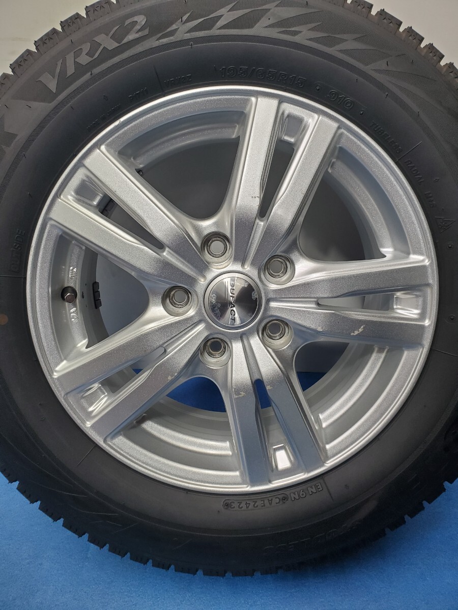 195/65R15 スタッドレス 深溝 バリ溝 23年式 ブリヂストン VRX2 15インチ 6J 5H PCD114.3 送料全国一律 T2436 _画像3