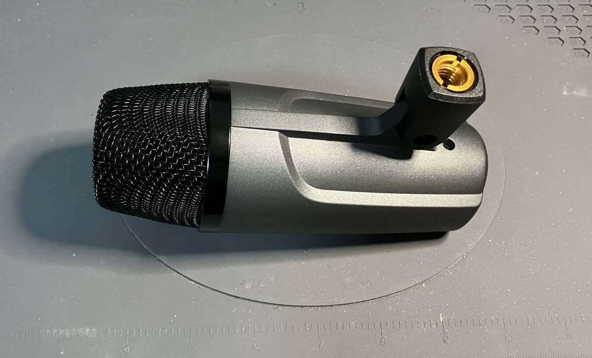 バスドラム用ダイナミックマイク　Sennheiser E602-II 中古動作品 バスドラム用ダイナミックマイク Sennheiser E602-II 中古動作品 バス