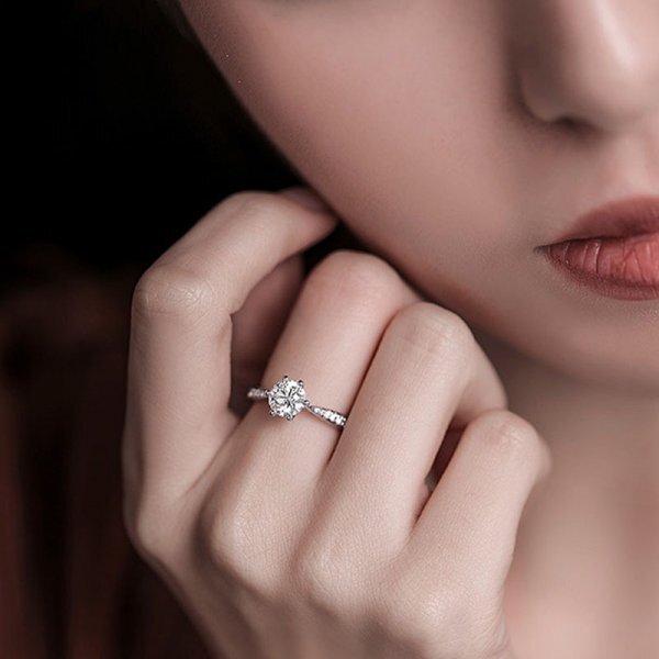 【今だけ送料無料!!バイヤー厳選☆目玉商品!!海外直輸入】ブリリアントカットダイヤモンドCZラウンドパヴェリングRDX_画像4