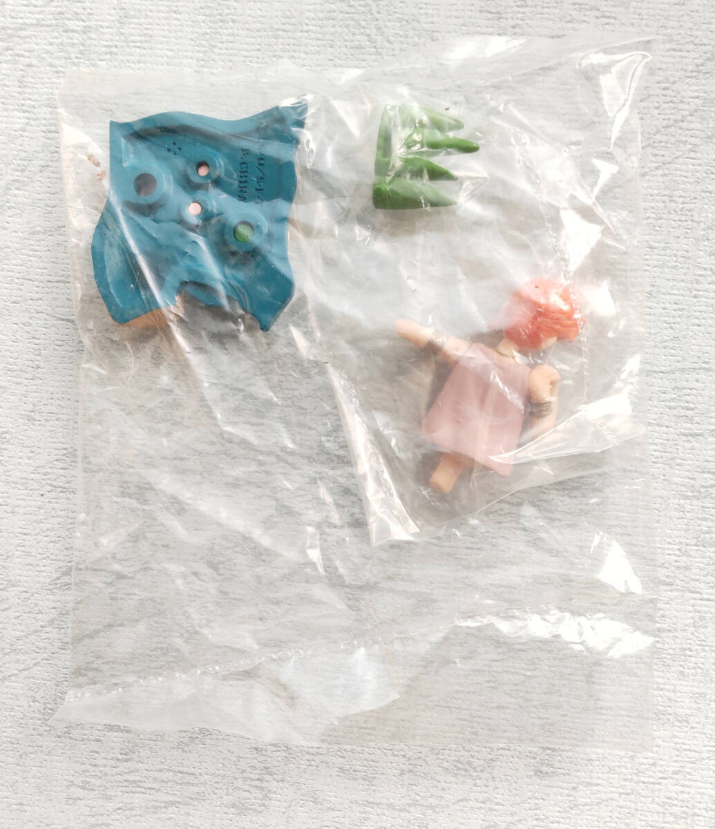 ONE PIECE ワンピース ジオラマ ワールド PART.1　ナミ＆チョッパー　2体セット　バンダイ　ガチャポン　2002年　【未開封品】_画像3